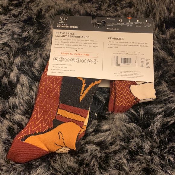 🔥🔥 4 for $15 🔥🔥 Disney Twins socks Twinsies dad kid frozen - Picture 3 of 6